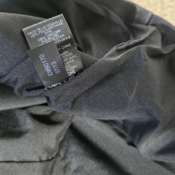 NWT Express Faux Leather Top Size Medium - Picture 6 of 11